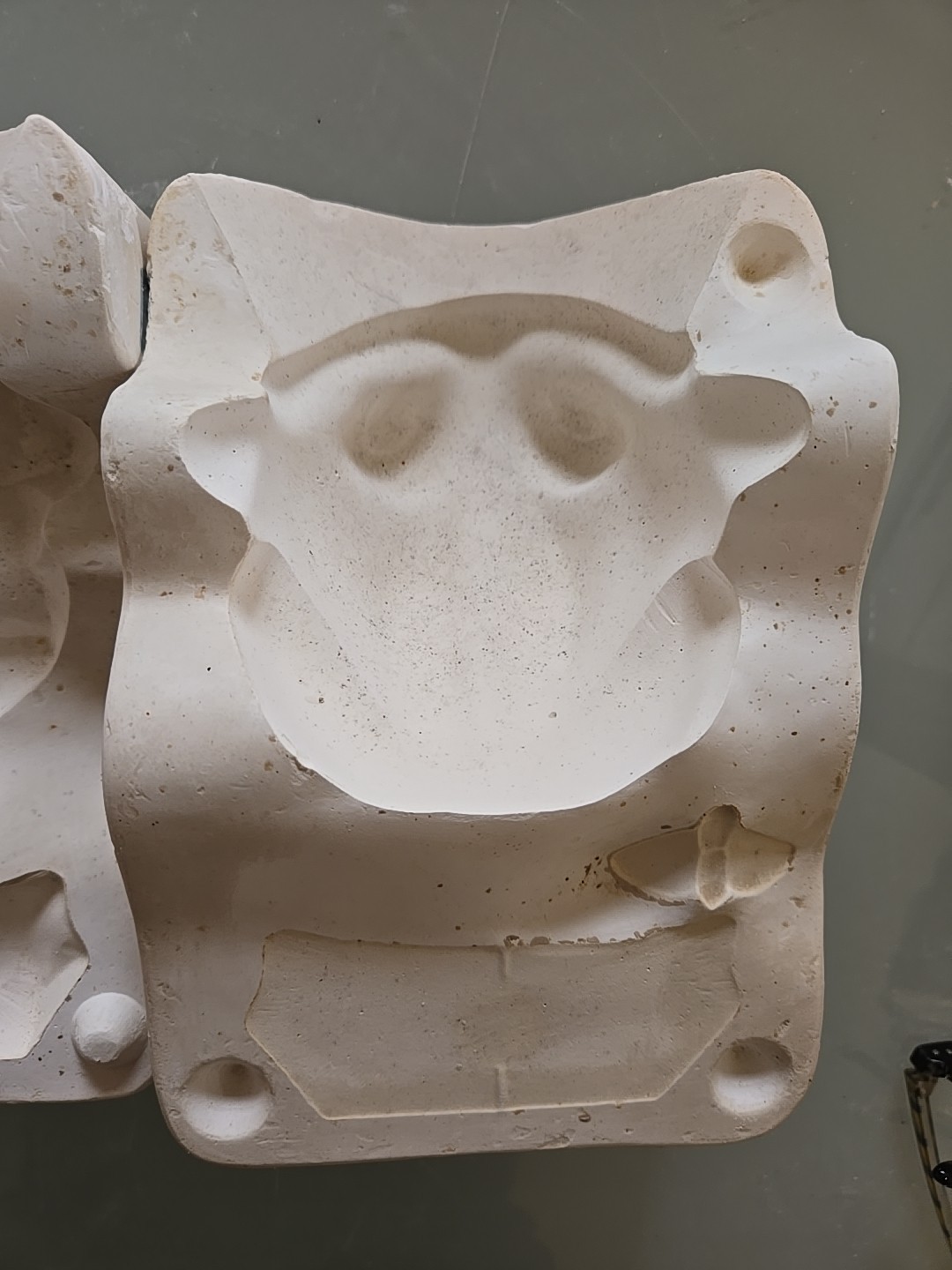 Duncan Frog Ashtray DM 418 1966 Ceramic Slip Mold