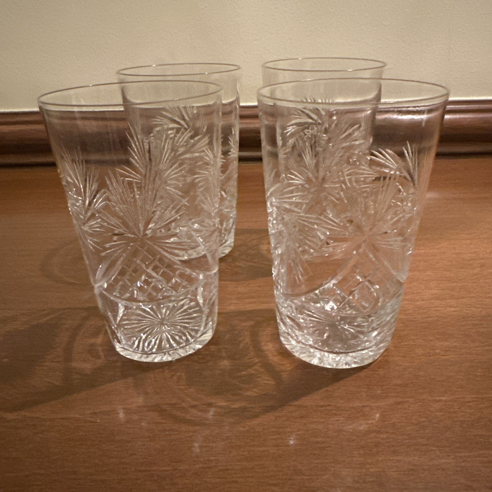 Vintage Pinwheel Cut Crystal Tumblers Glass – Set of 4 – 180ml