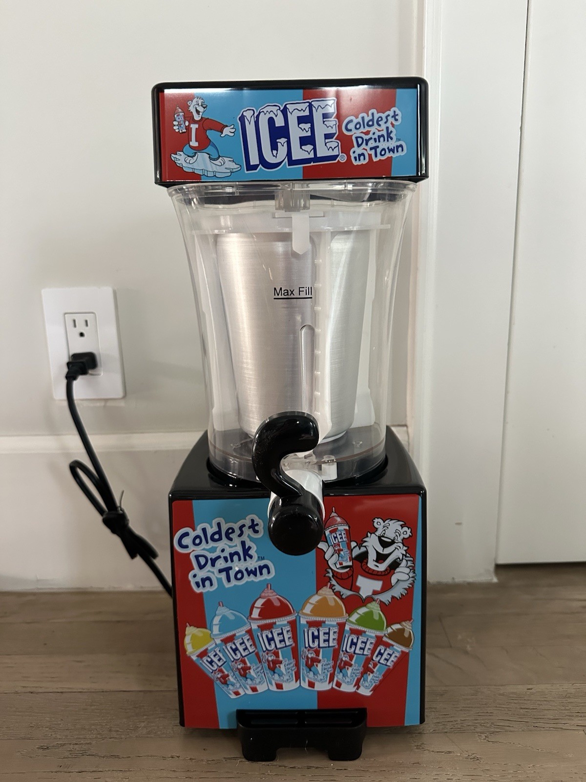 Genuine ICEE Slushie Making Machine For Counter-Top Home Use NIB