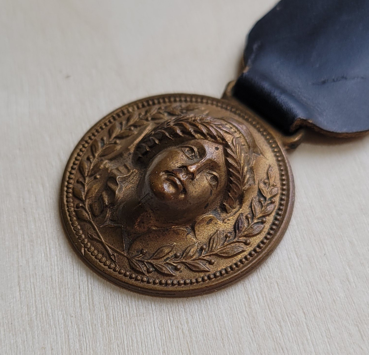 Antique Lady Liberty Woman Head Relief Pop Out Bronze Medal Fob Leather Strap