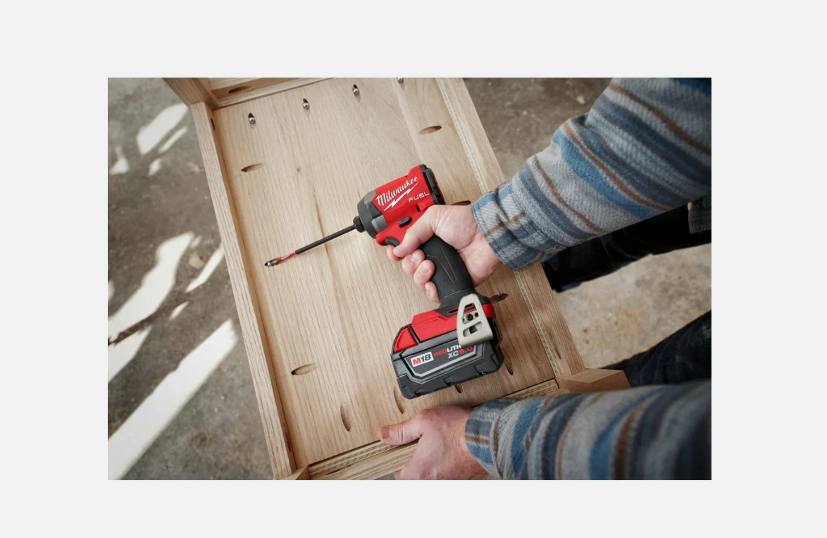 Milwaukee 3697-25 M18 FUEL 18V 5 Tool Cordless Brushless Li-Ion Combo Kit