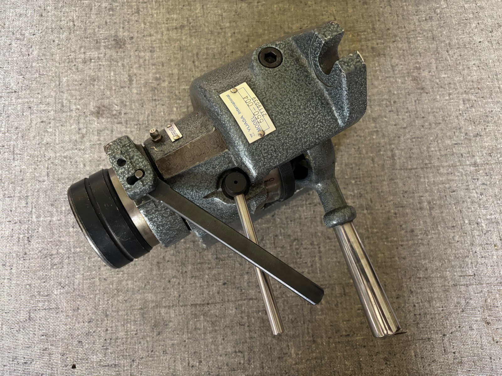 YUASA  550-004 HORIZONTAL/ VERTICAL 5C INDEXING FIXTURE 24 POSITION INDEX NICE!