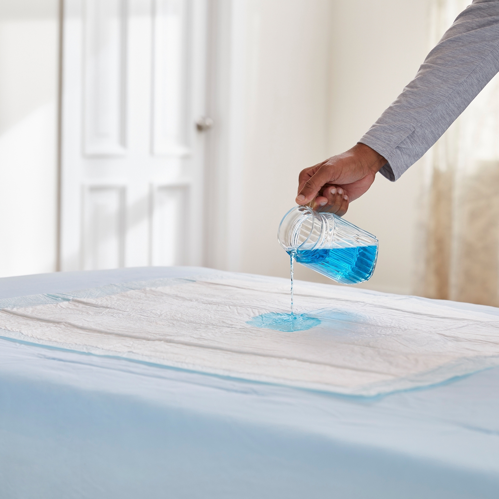 100 Adult Disposable Chair Incontinence Bed Protector Pads Underpads 30X36"