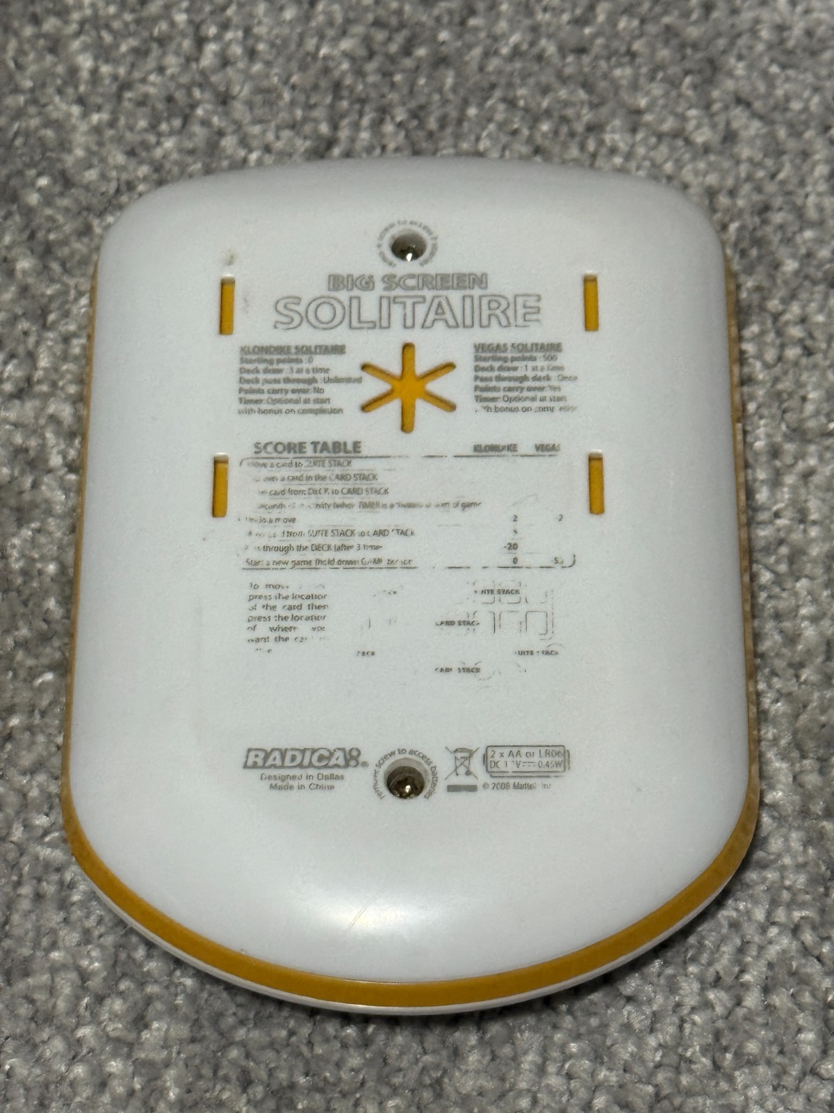 Radica Big Screen Solitaire Backlit Handheld Game Yellow 2008 Tested