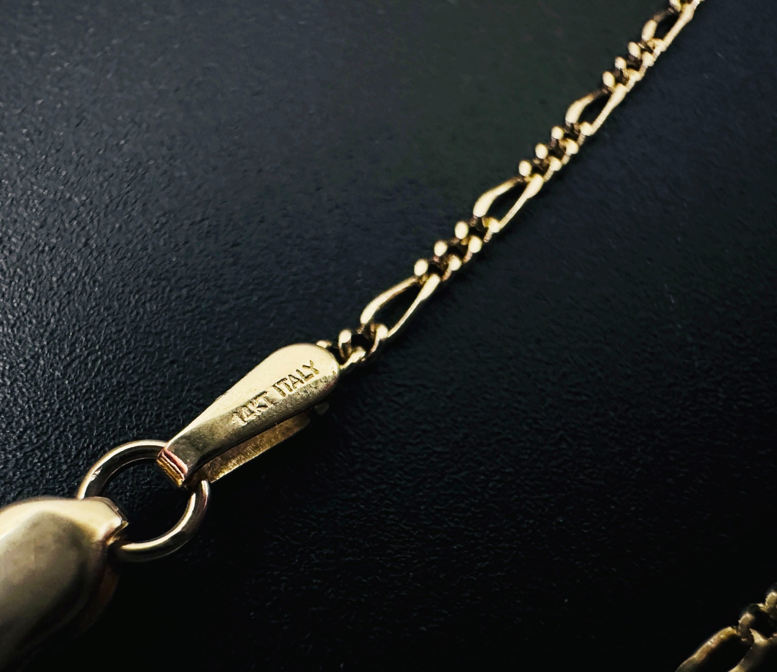 Estate Solid 14K Yellow Gold Thin Figaro Link Chain Necklace 1.2mm 18 1/4", 1.9g