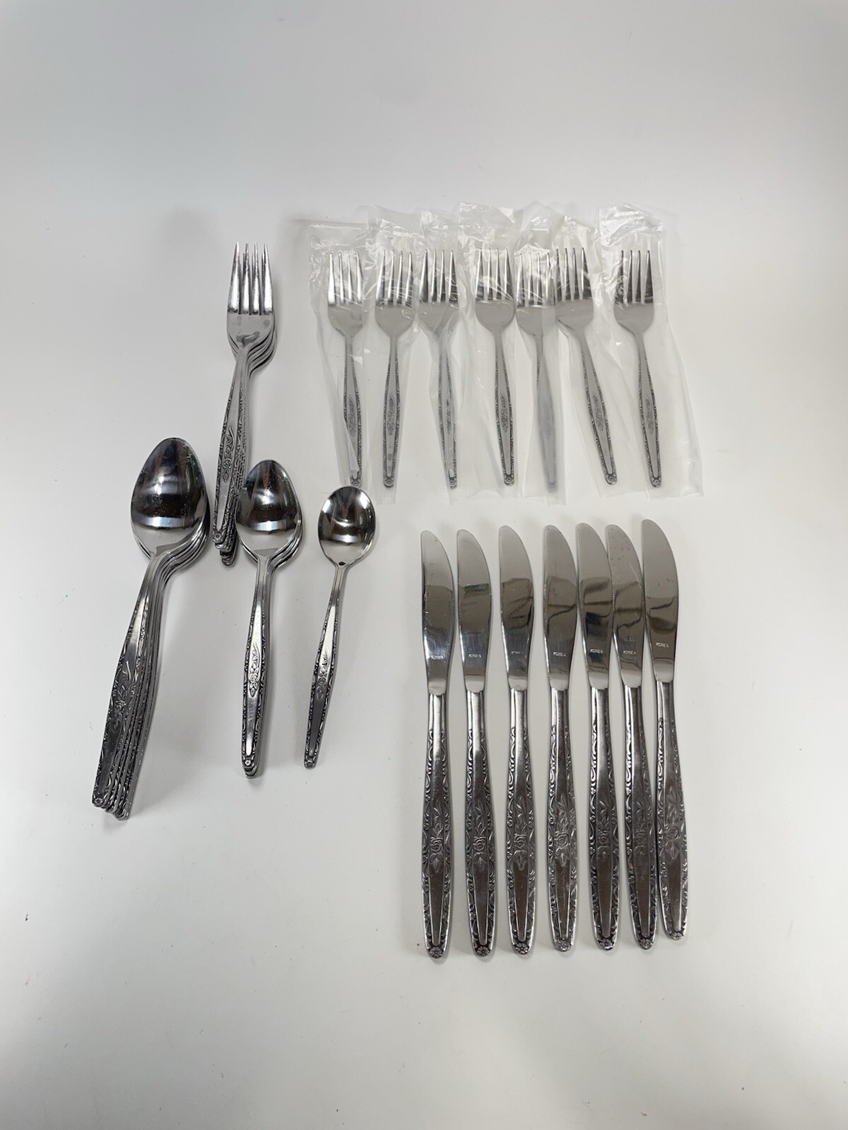 Interpur Single Rose Flatware Stainless Steel Korea 36 pieces 7 sets