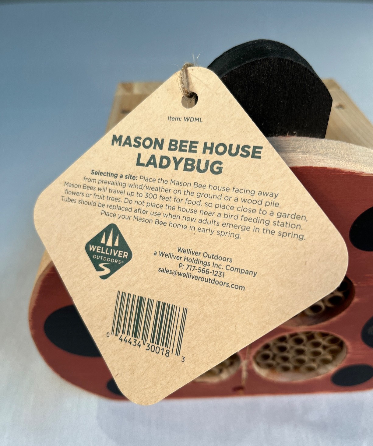 New Open Box Welliver Mason Bee House Ladybug Design, Cedar, Paper Tubes