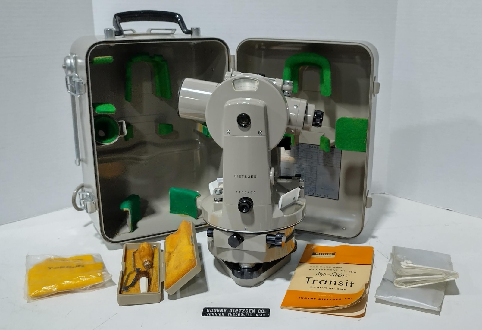 Dietzgen Top Site Transit 6140 w/Case, Manual, Cleaning Kit Vintage 1960s 110048