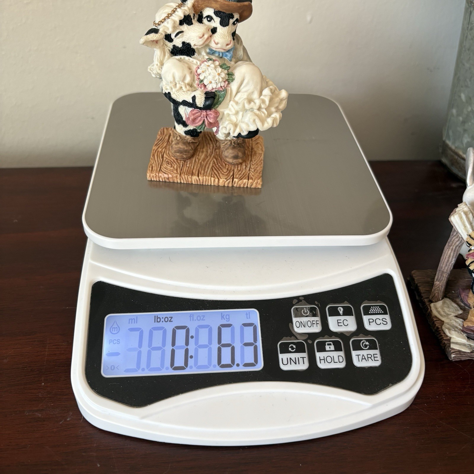 Ganz 1995 Mootrimoony Cowtown Collection Figurine- Cows Marriage