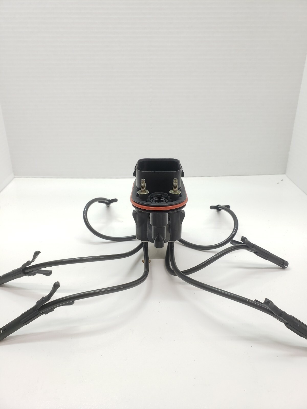 Central Port Fuel Injector Injection Spider for 96-05 GMC Chevy 4.3 Liter Engine