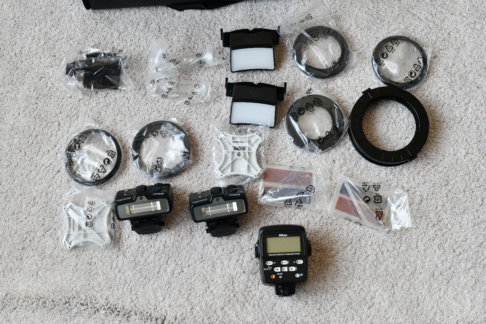 Nikon SB R1C1 Ring Light/Macro Flash Includes SU-800
