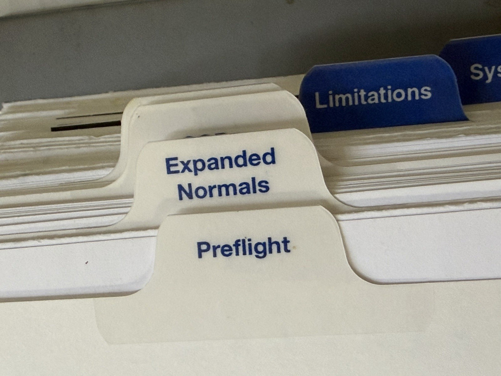 SimuFlite Hawker 700 Cockpit Reference Handbook