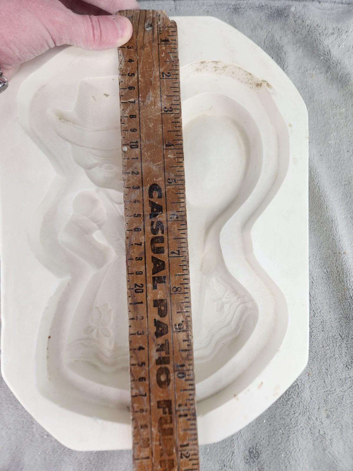 Vintage Ceramic Slip Casting Mold Dutch Girl Spoon Rest Scioto Aw-203