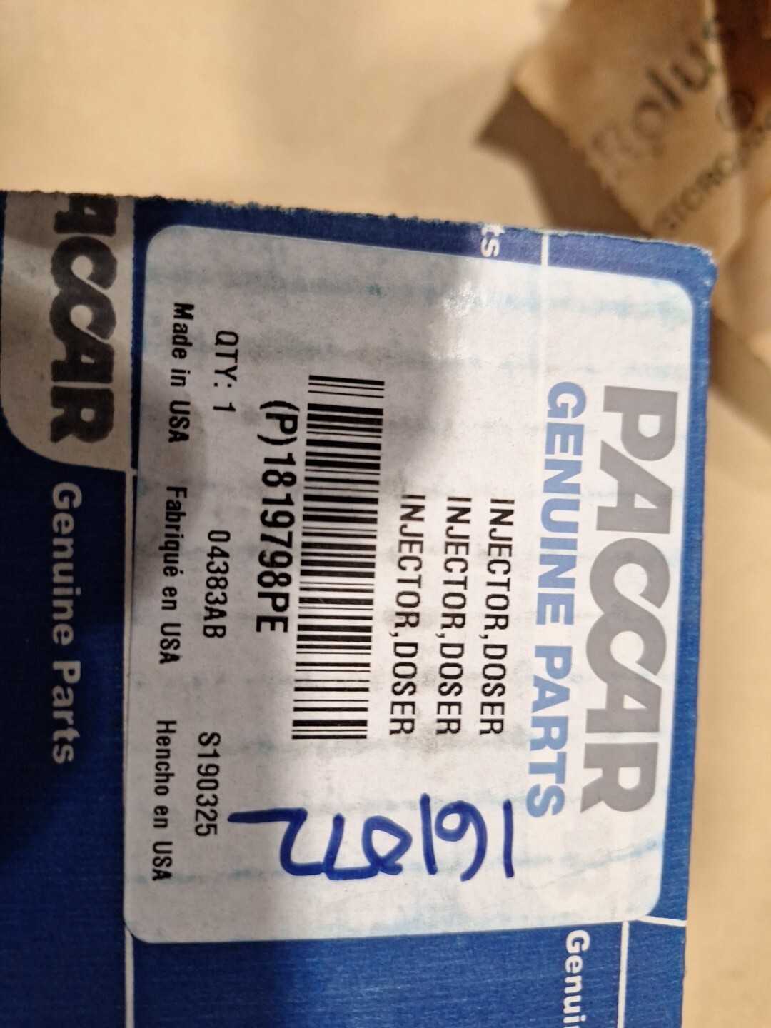 Paccar 1819798 PE. OEM doser injector - NEW - Cummins