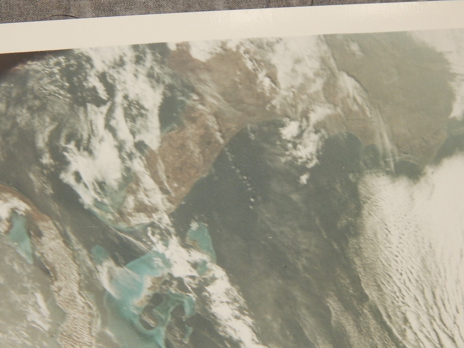 NASA Red Number Photo Apollo 8 Earth from Space AS8-16-2581 - TYPE 1 - A KODAK