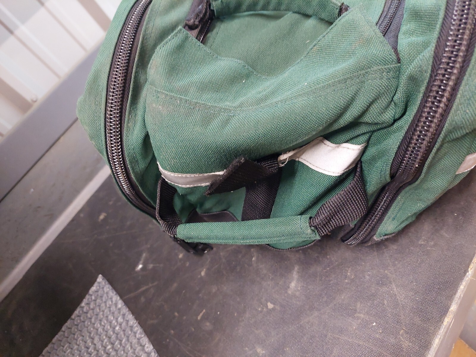 Dynamed Oxygen Cylinder Tank Airway Green Medical Bag