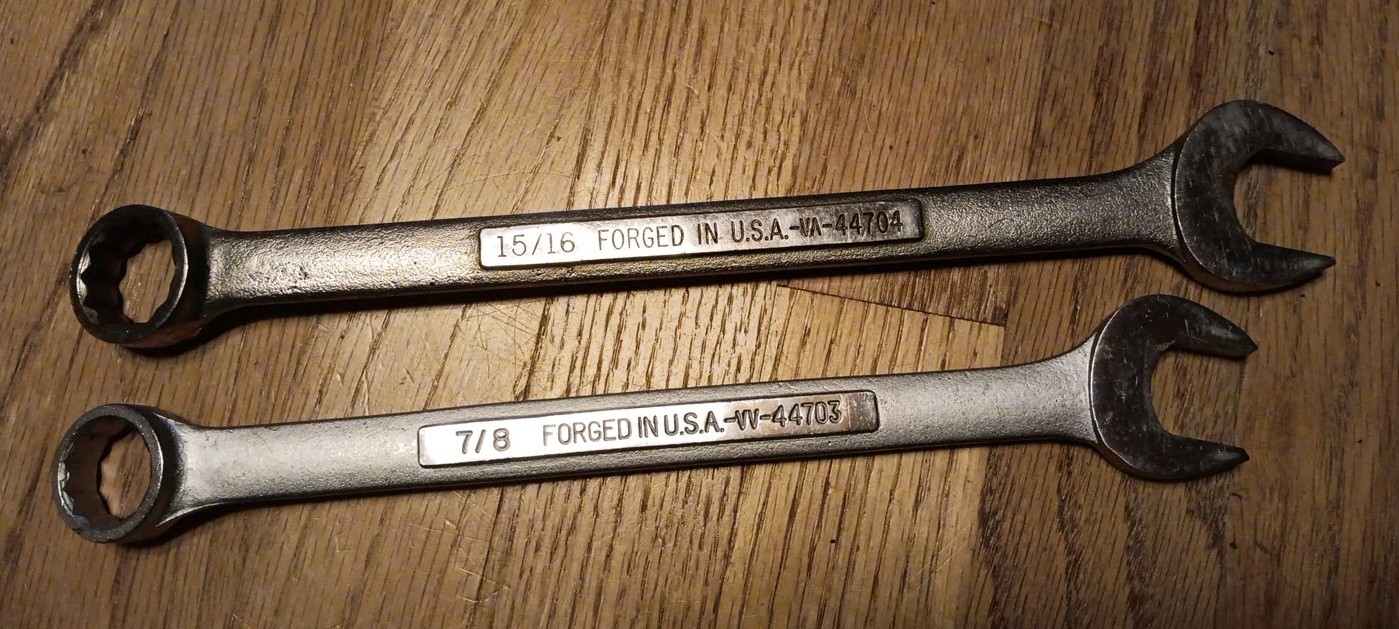 2 Craftsman Combination Wrenches. 7/8" VV-44703 & 15/16" VA-44704