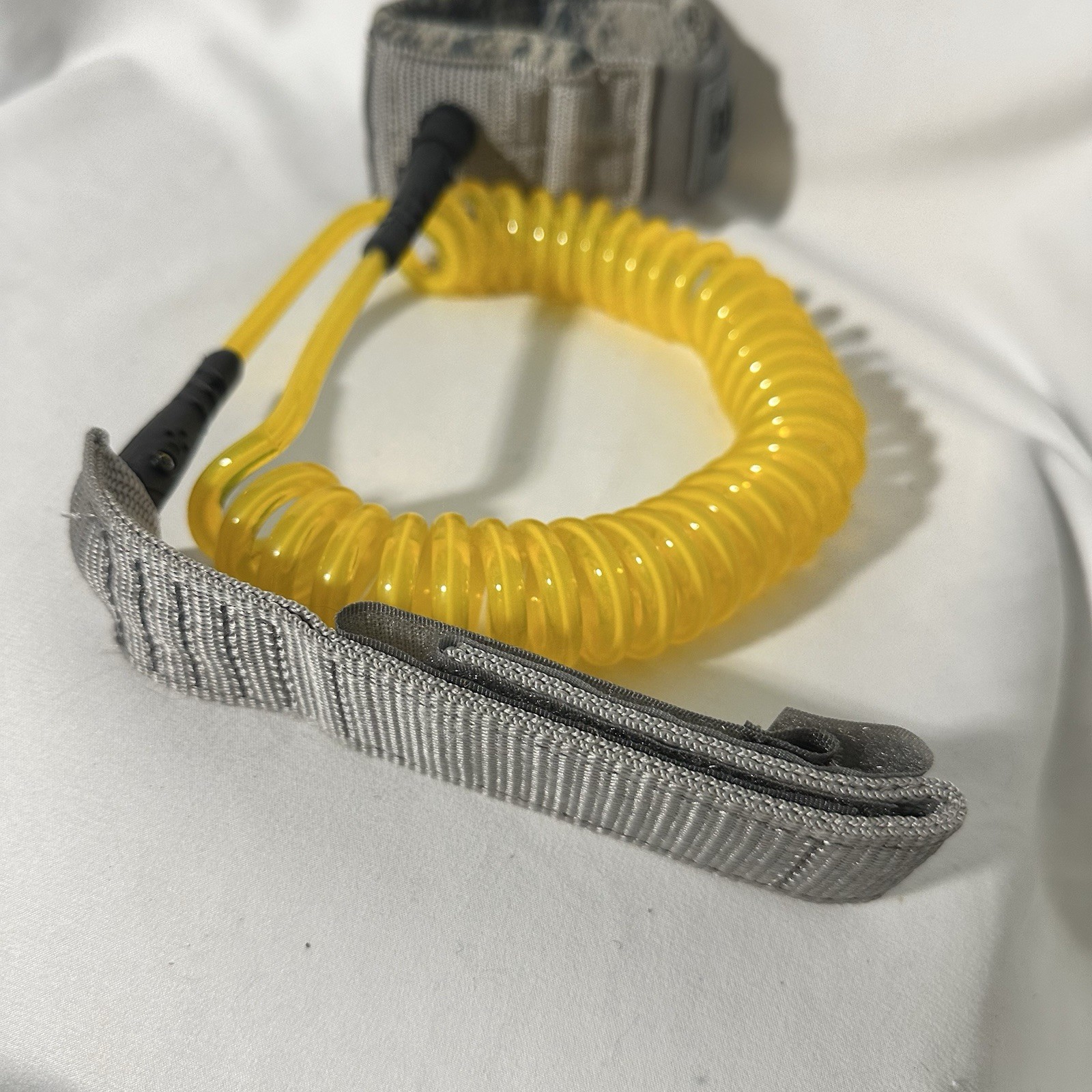 Body Glove SUP Paddleboard Or Surf Leash – Coiled Cord, Neoprene Ankle Strap