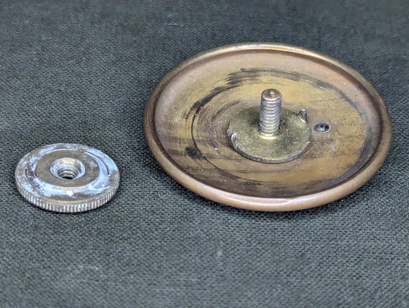 WWII WAAC WAC Women's Army Enlisted Hobby Hat Badge Early Walking Eagle Insignia