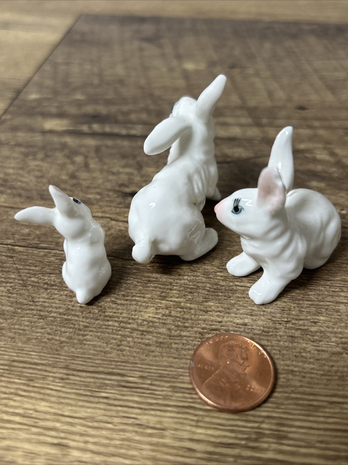 Vintage Miniature White Rabbit Figurine Set Of 3 Bunny Hare Bone China (READ)