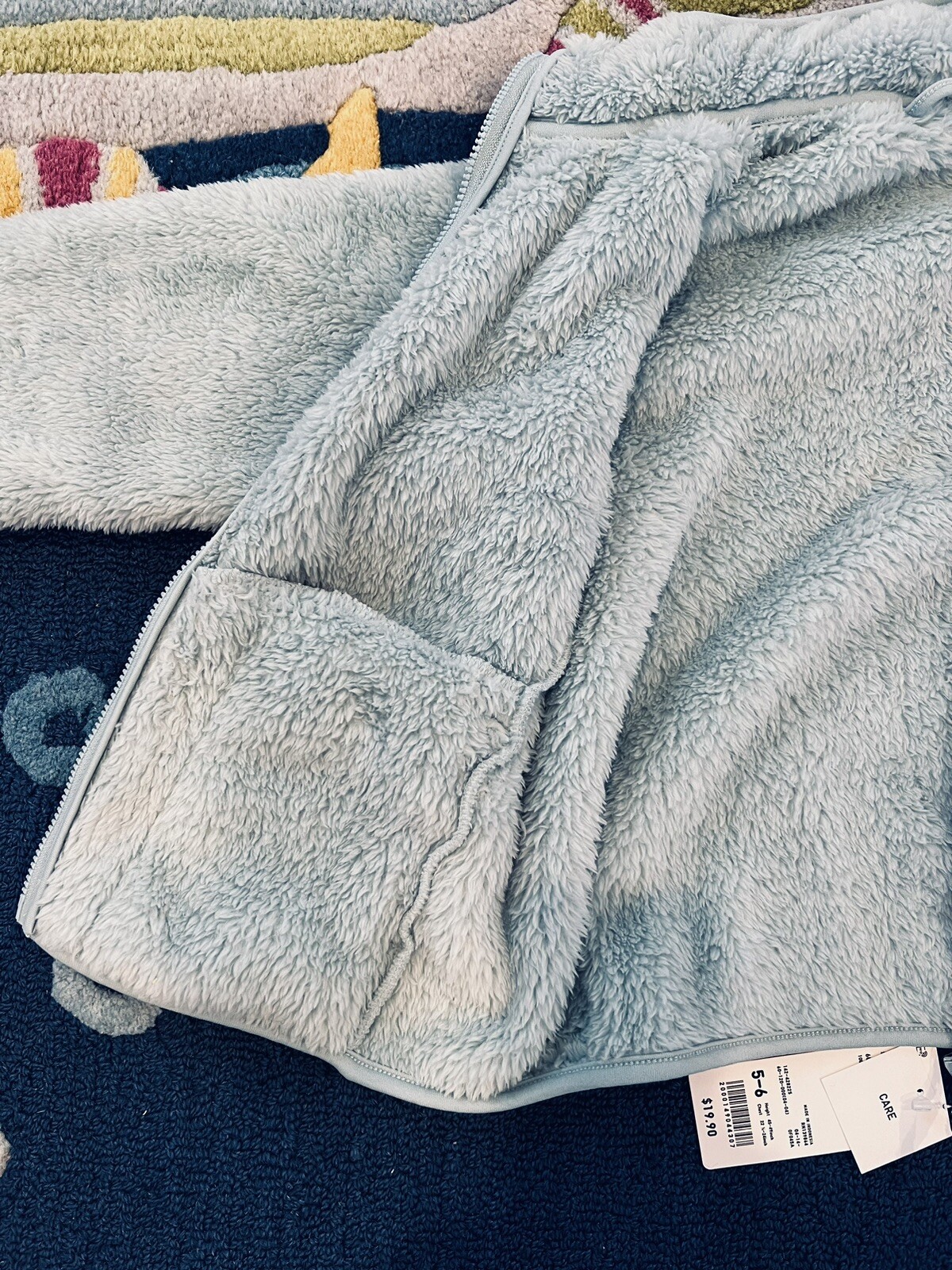 NEW Uniqlo Girls 5-6 Light Blue Fluffy Yarn Original Fleece Full Zip Jacket NWT