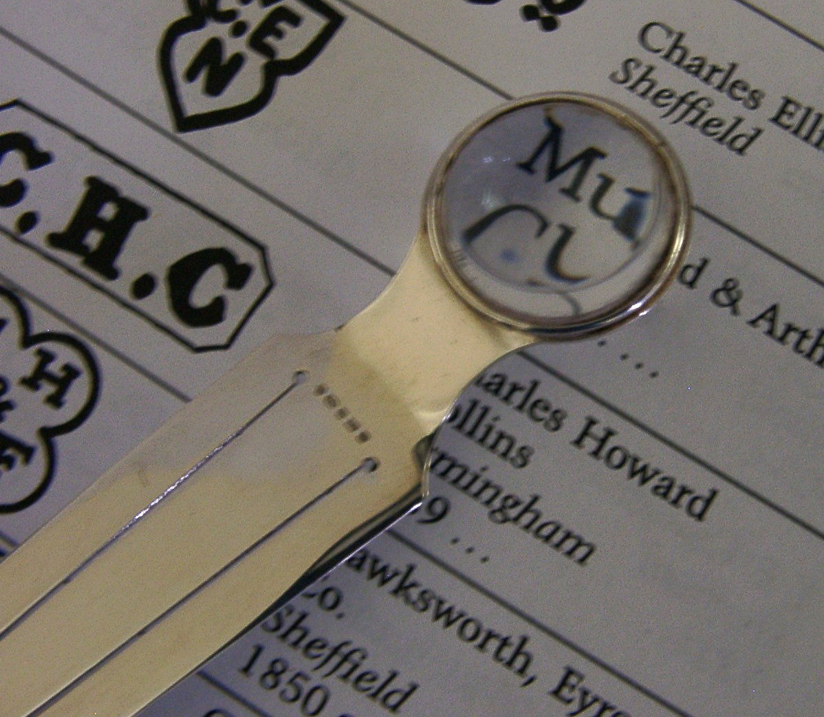 SUPERB STERLING SILVER MAGNIFYING GLASS BOOKMARK 2006 BOXED