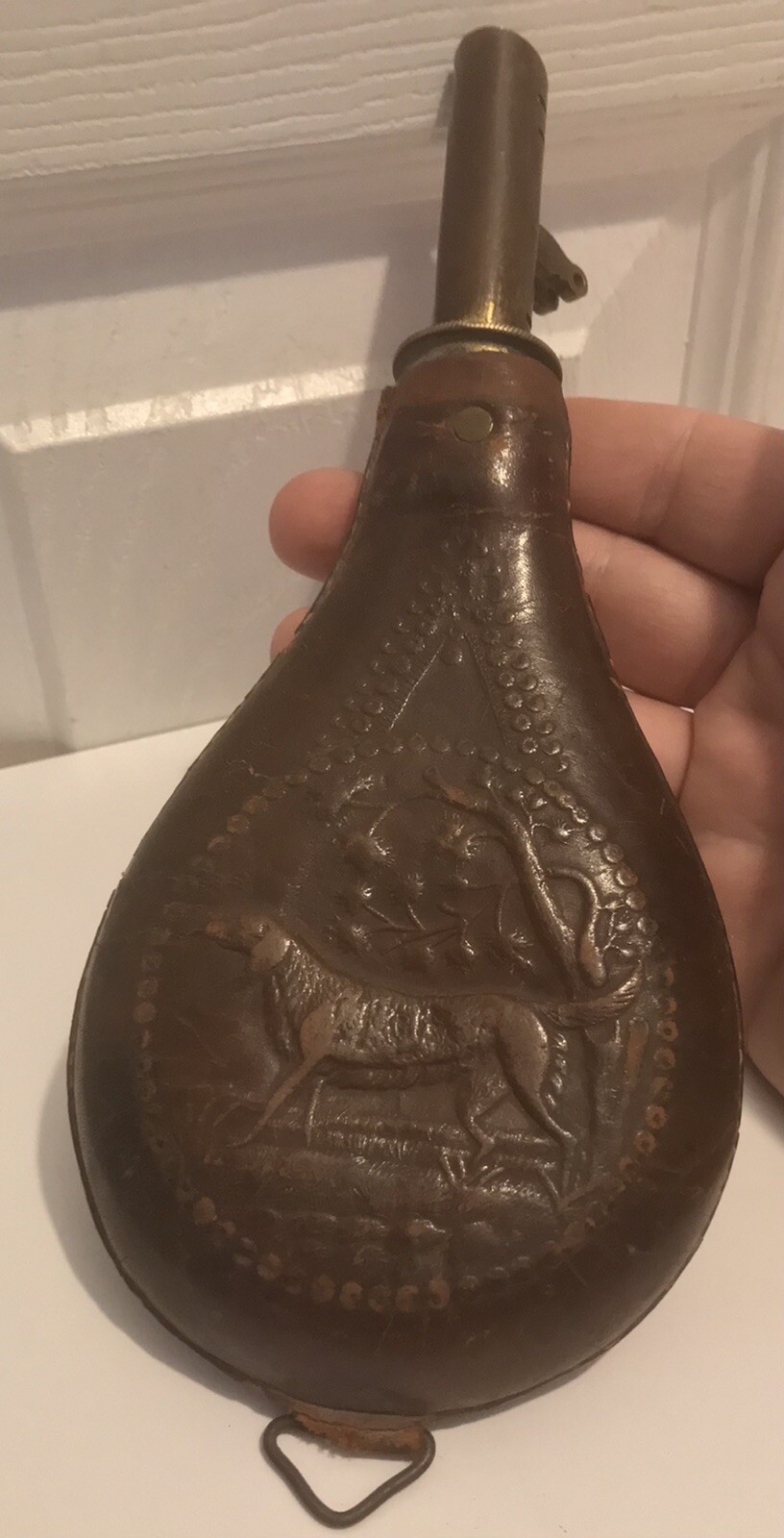 CIVIL WAR PERIOD LEATHER POWDER FLASK ( MARKED  AM FLASK & CAP CO )