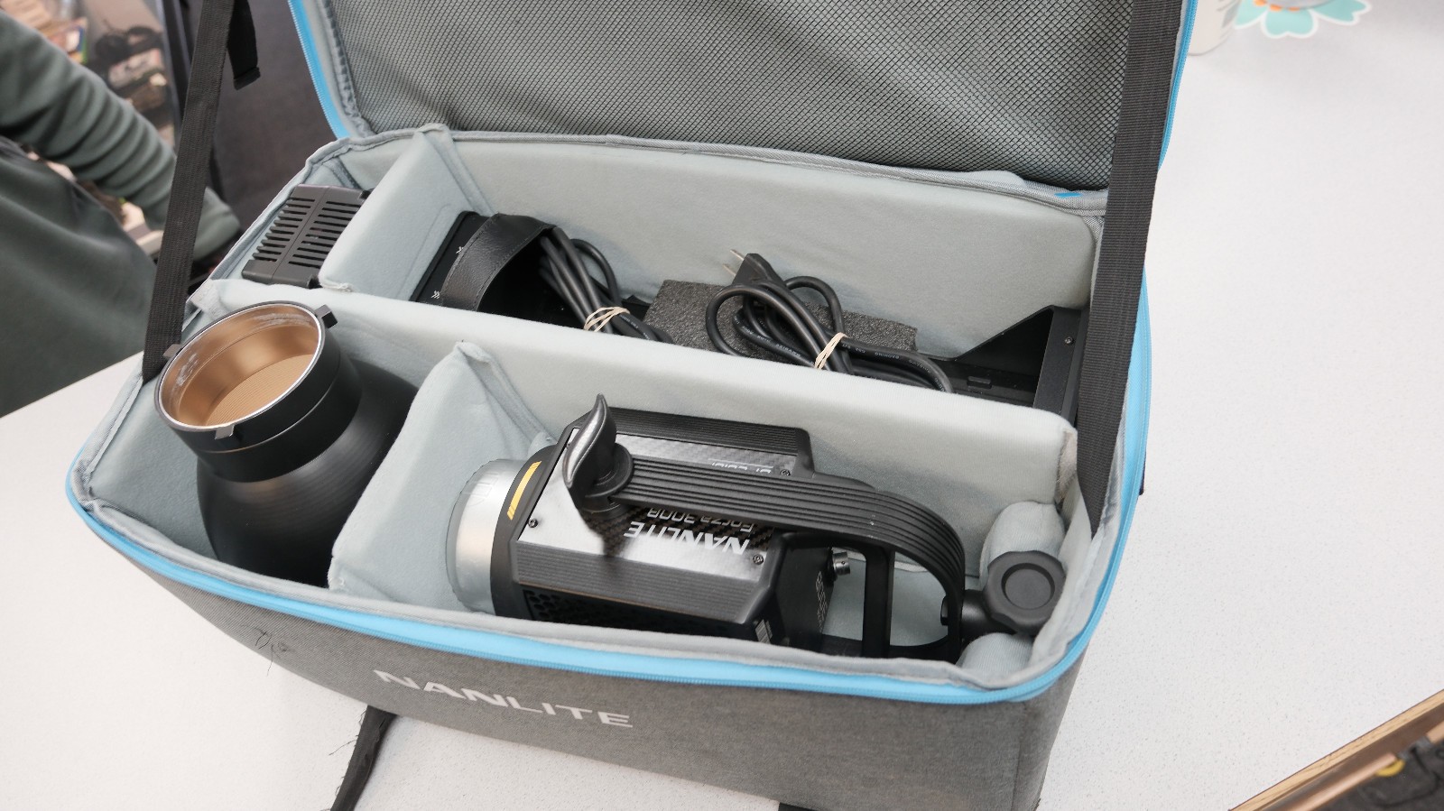 Nanlite Forza 300B LED Bi Color Monolight Kit With Carrying Case KIT FREE SHIP!