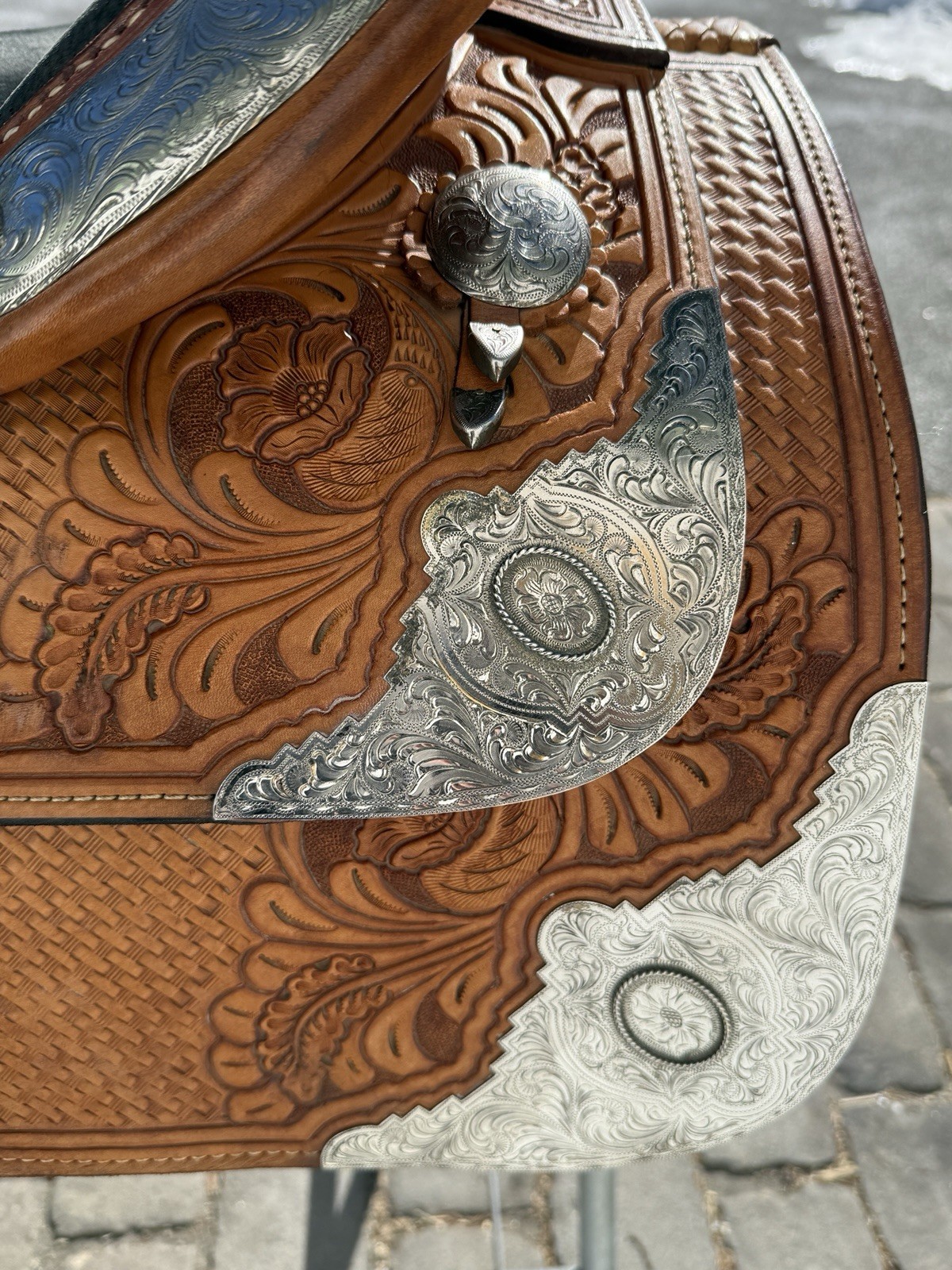 Dale Chavez 16” Western Show Saddle