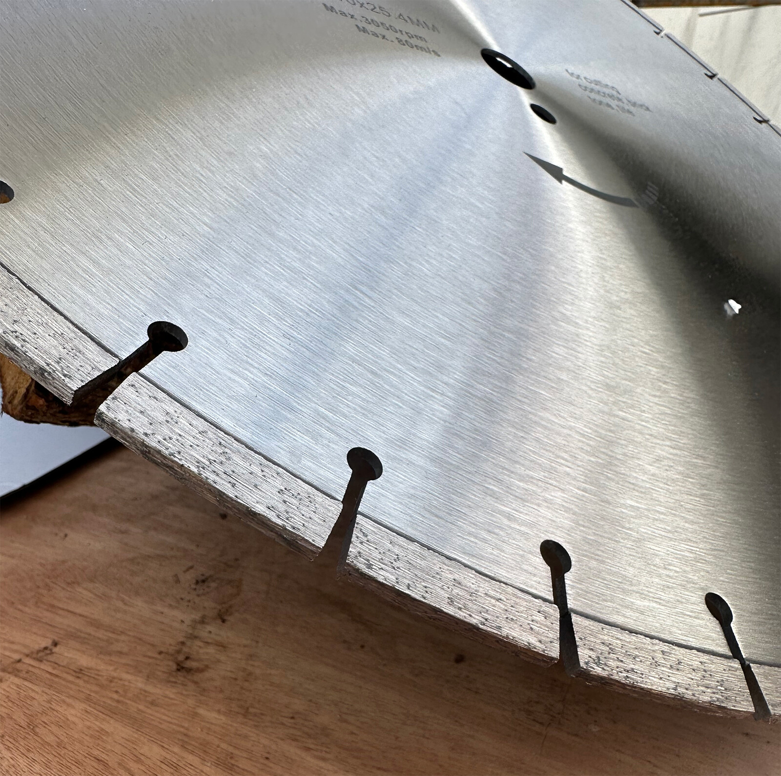 20" Diamond Saw Blade 36 Segment 4 Cutting Asphalt Concrete Masonry Block Paver