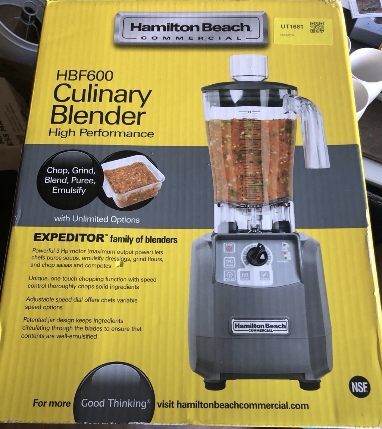 Hamilton Beach HBF600 120V Commercial Food Blender Stainless Steel 64oz Tournant