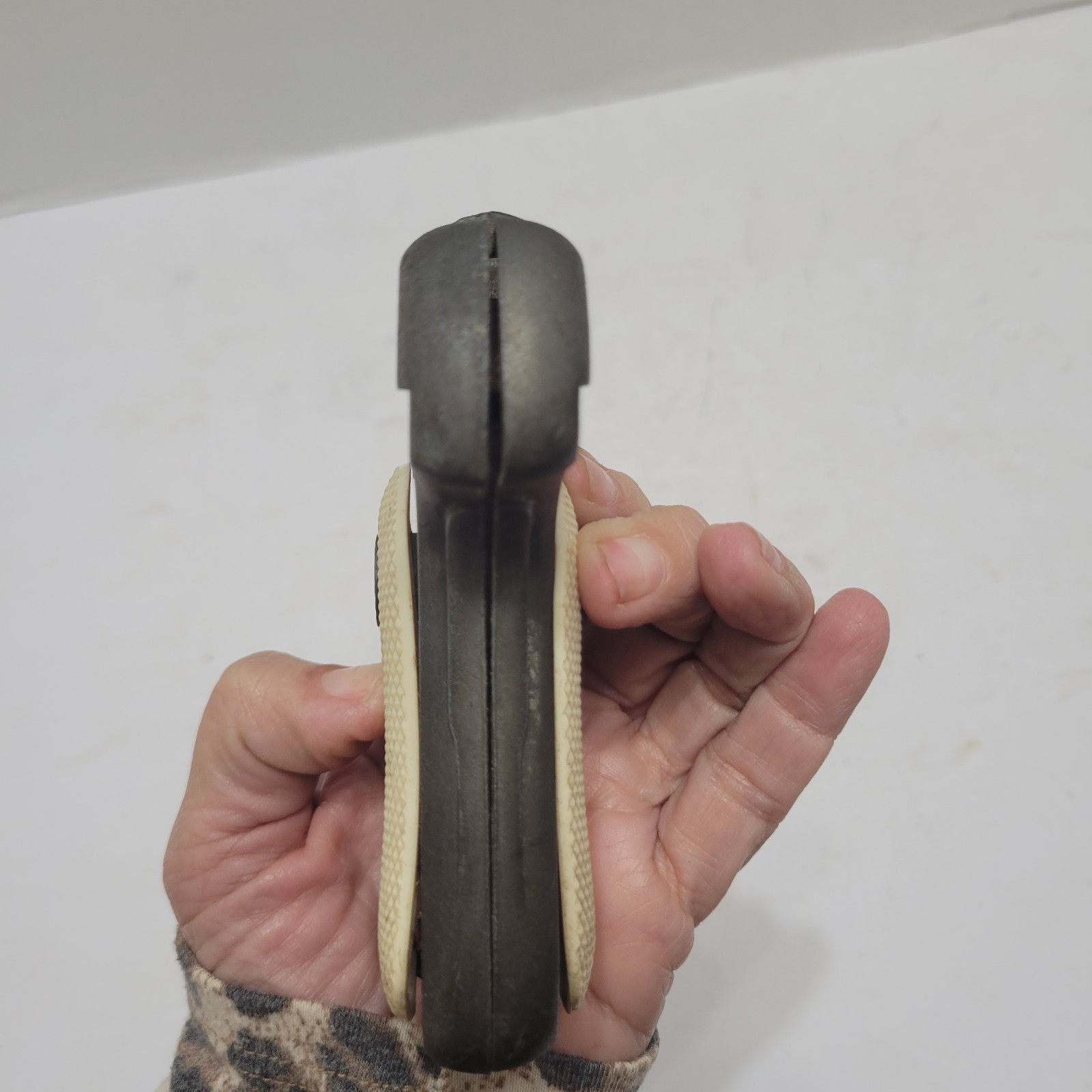 VINTAGE HUBLEY ARMY 45 CAP GUN - COLT 1911