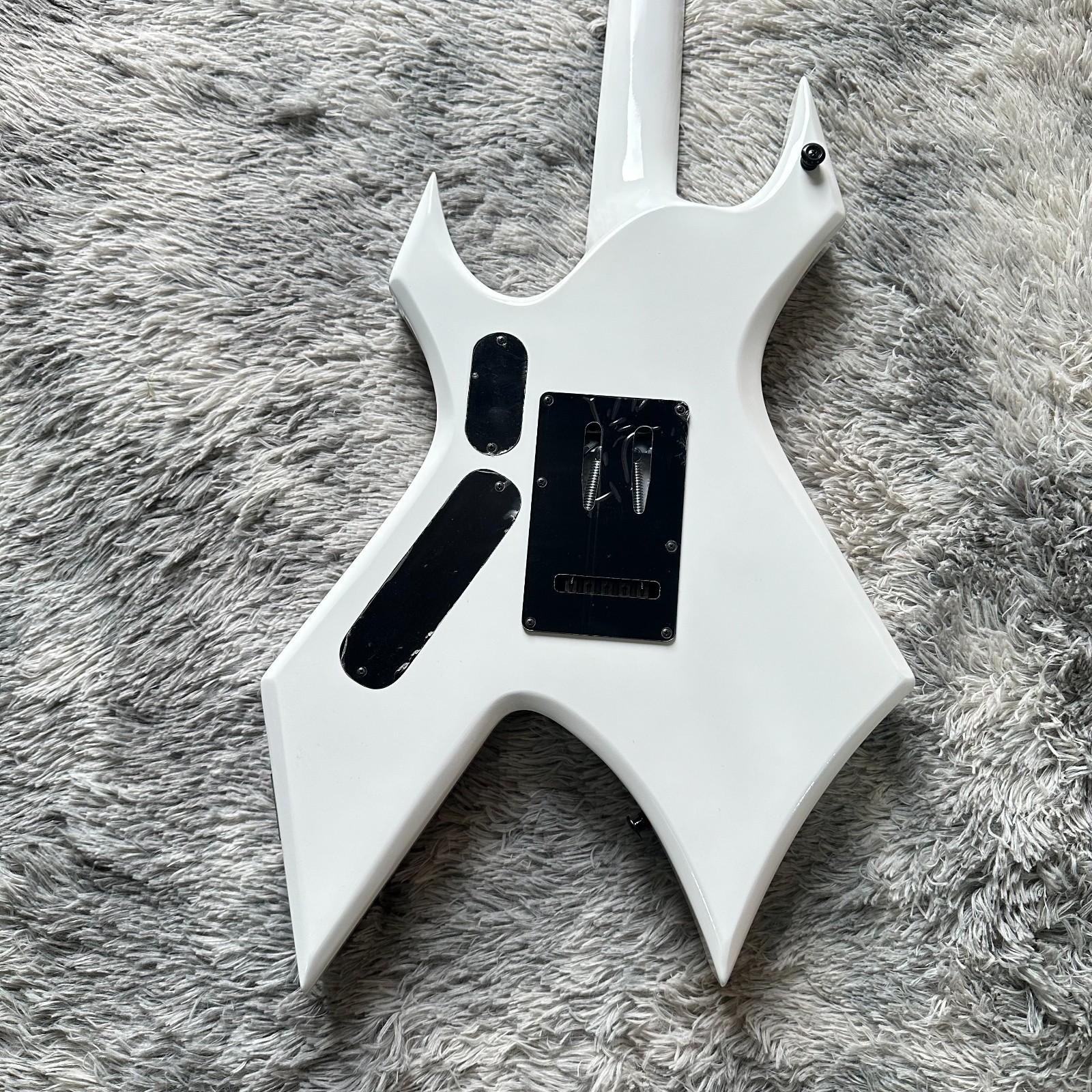 US WarehouseB.C. Rich Warlock white electric guitar HH pickup mahogany body