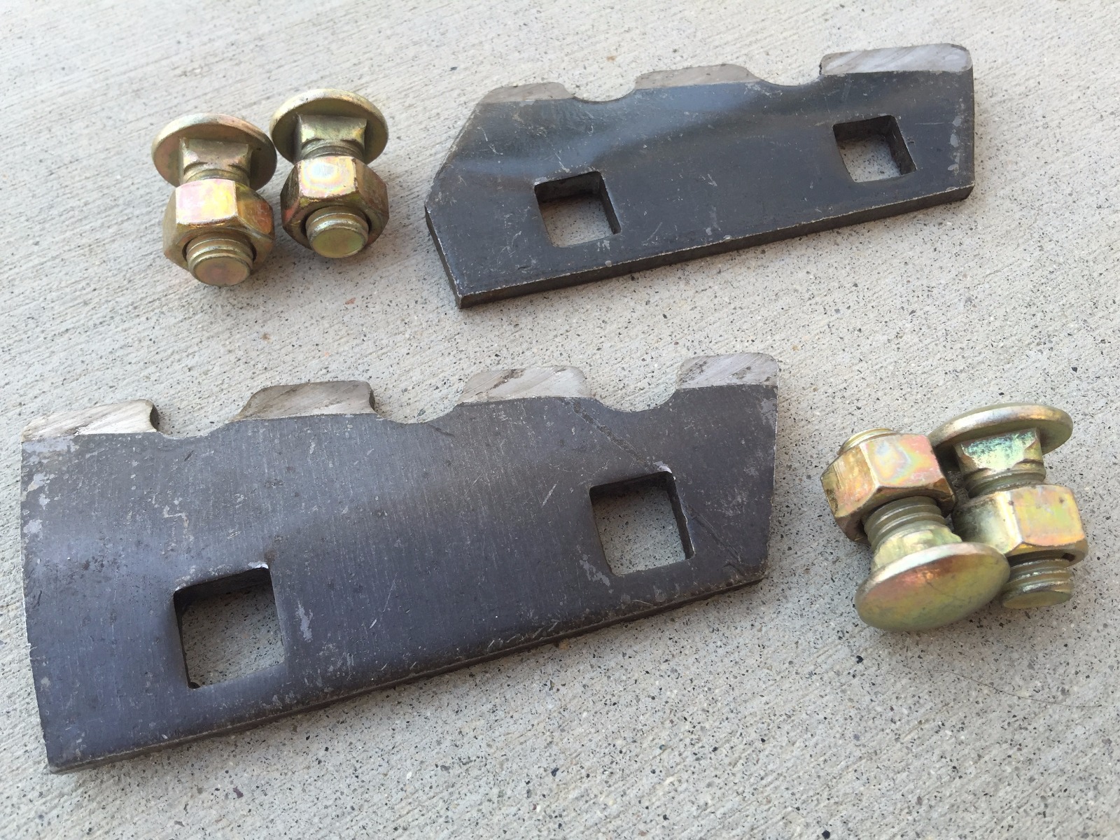 12" Greenline Post Hole Digger Auger Teeth 2 pcs/set 19-10092 with bolts