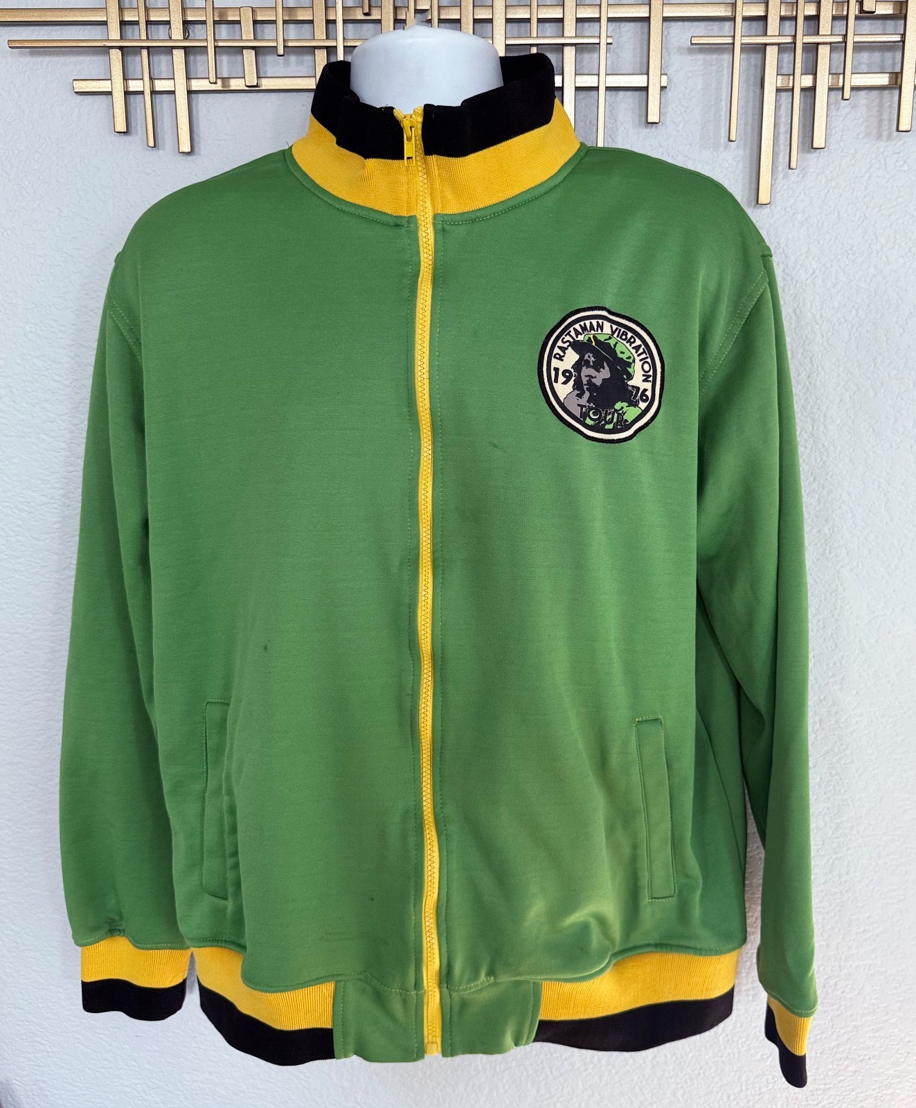 BOB MARLEY & the WAILERS RASTAMAN CATCH A FIRE GREEN JACKET VIBRATION TOUR SZ XL