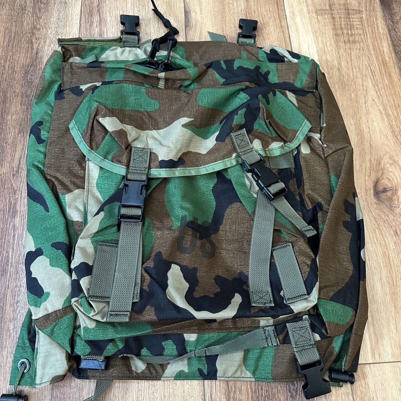 US Army M81 Woodland Camo Combat Patrol Pack Radio Carrying USA Vintage USGI NOS