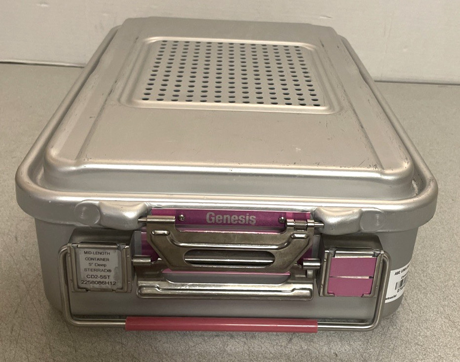 V. Mueller CD2-5ST Genesis 19" x 12" x 5" Mid-Length Container w/ 2 Trays