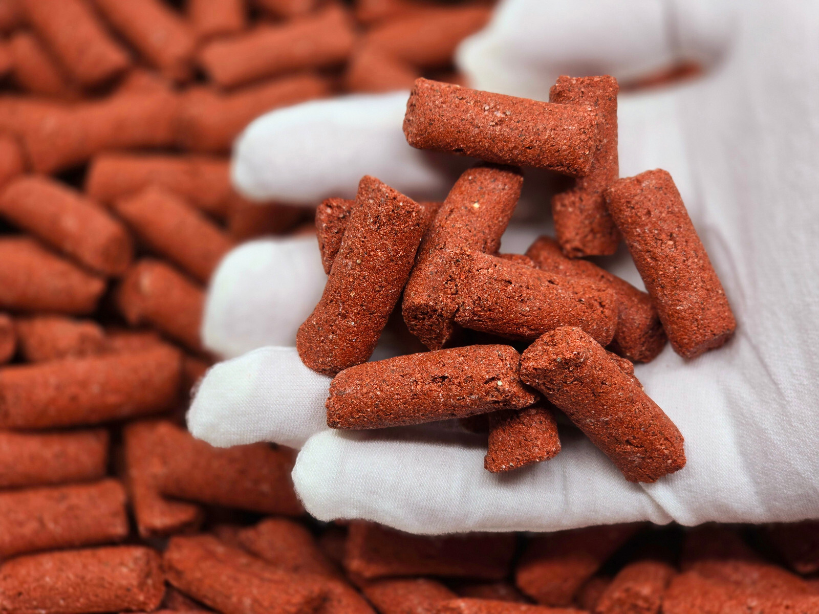 Biohome Ultimate Filter Media Aquarium Pond (FREE bacteria balls)