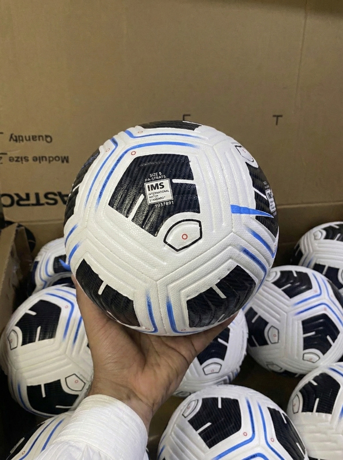 Bulk/Lot of 10 Nike Academy Soccer Training Balls Perfect for Training &Practice
