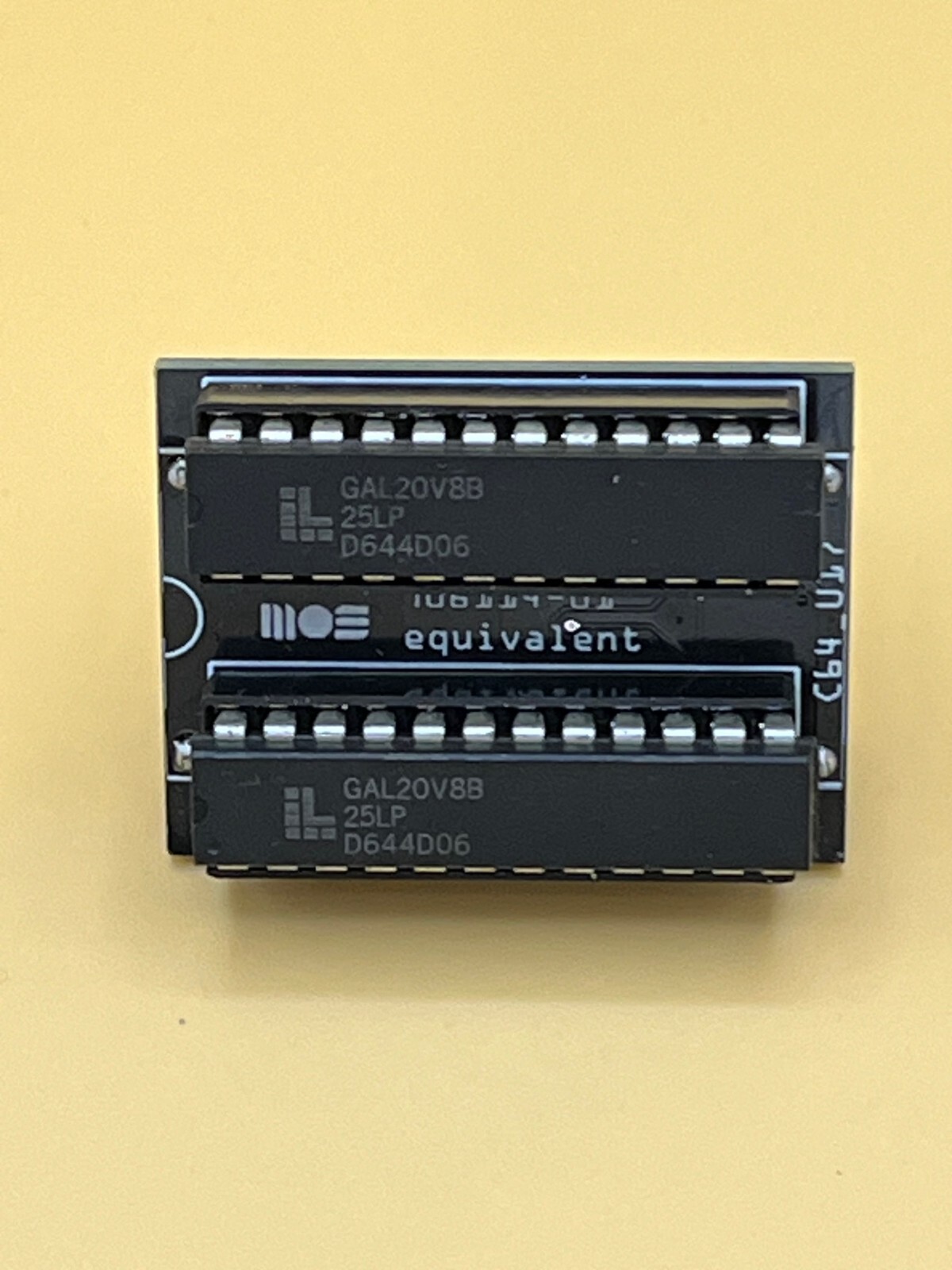 Commodore PLA Replacement MOS 906114-01 / PLS100 for C64, SX 64 High Quality USA