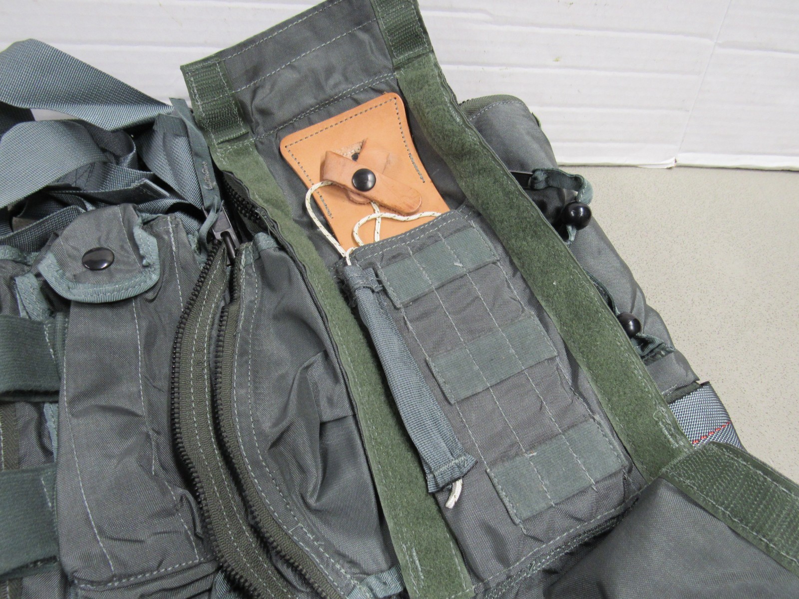 US Navy USMC Aircrew Pilot Survival Vest SV-2B w/ Holster & Knife Sheath NOS