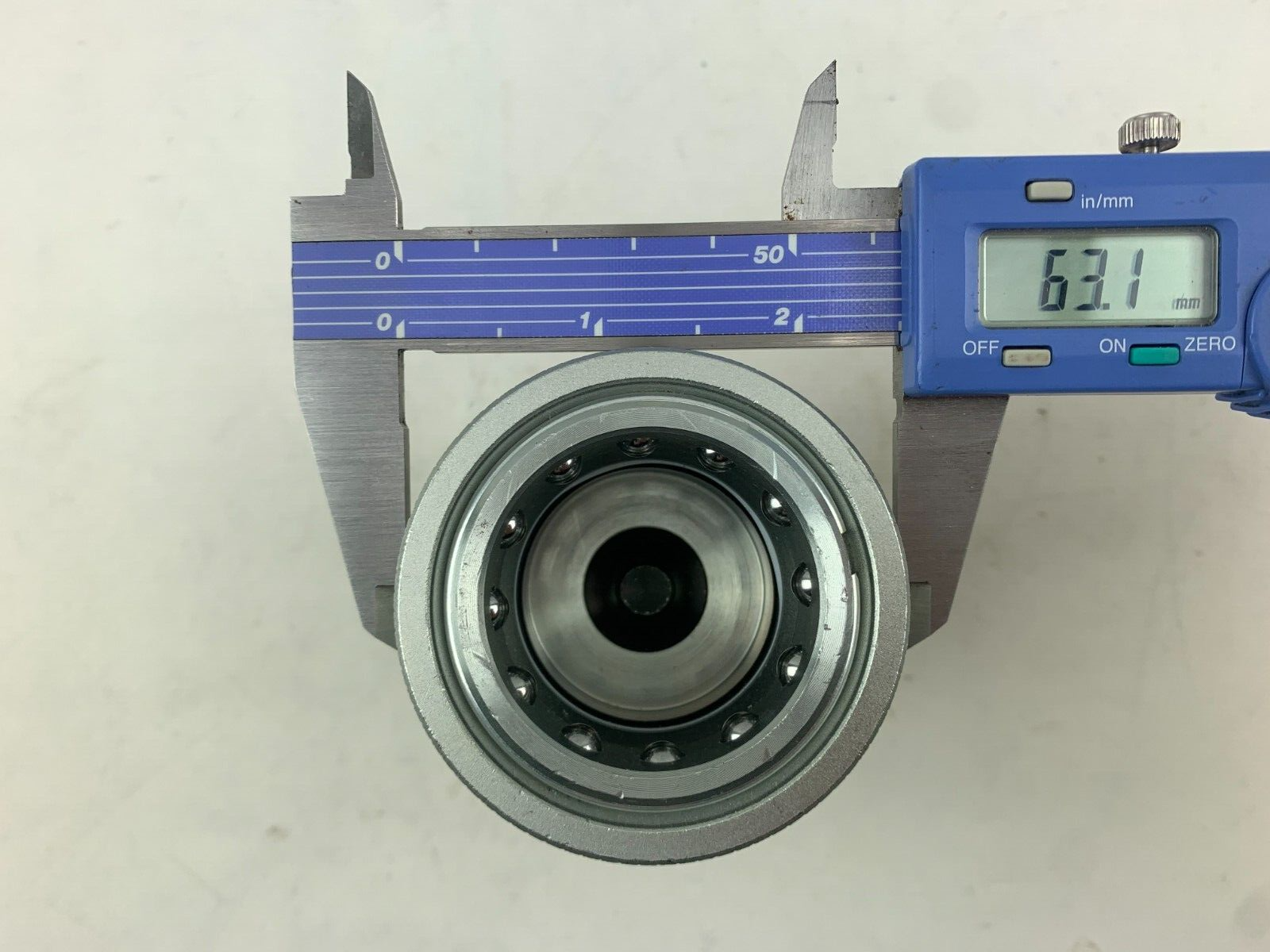 Hydraulic Quick Disconnect ISO B HNV1F Female Poppet Coupler