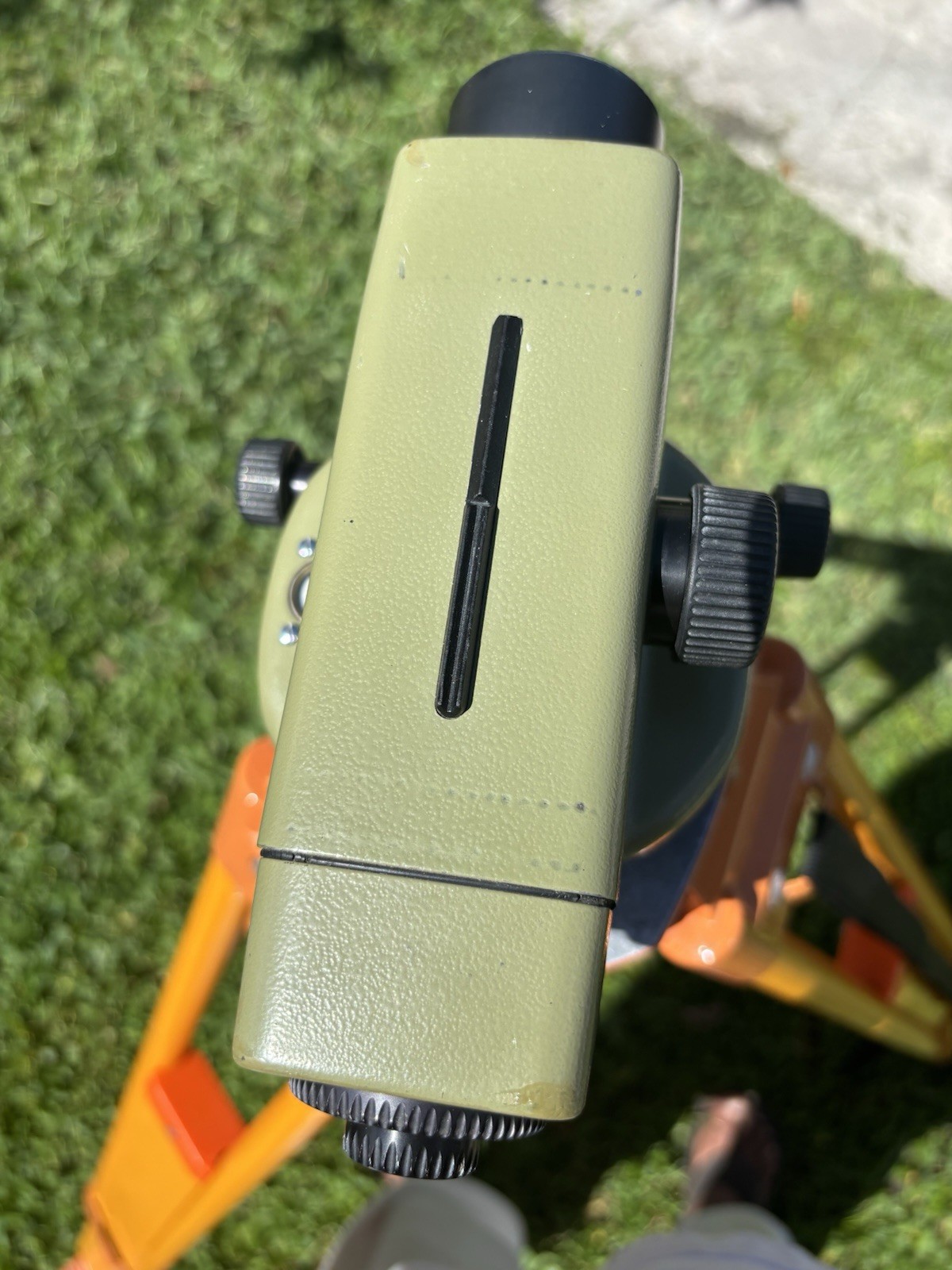 Wild Heerbrugg NA 1 Level - Erect Image . 28X Magnification; Calibrated