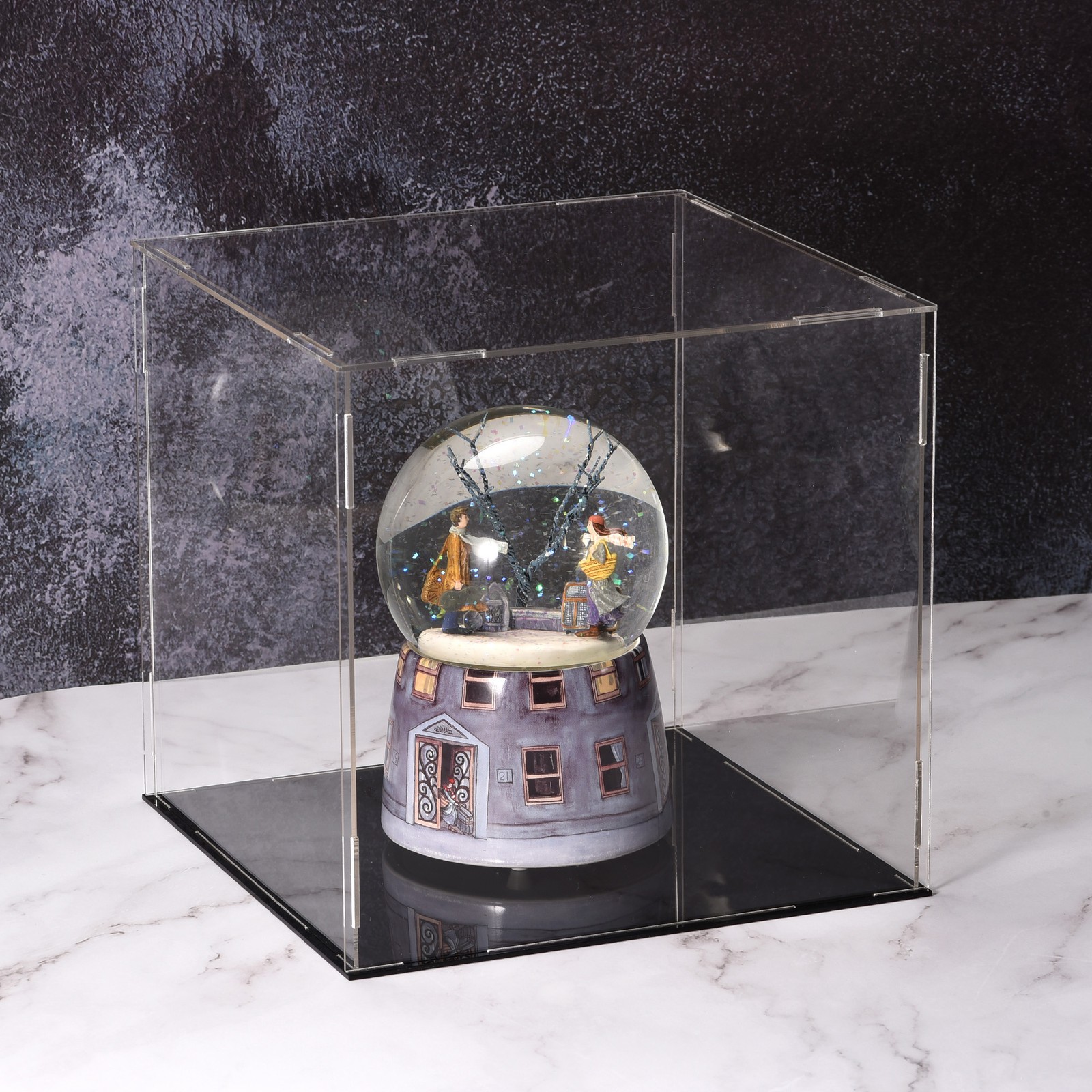 Acrylic Clear Display Case Box Dustproof Protection Showcase Show Box 30x10x10cm