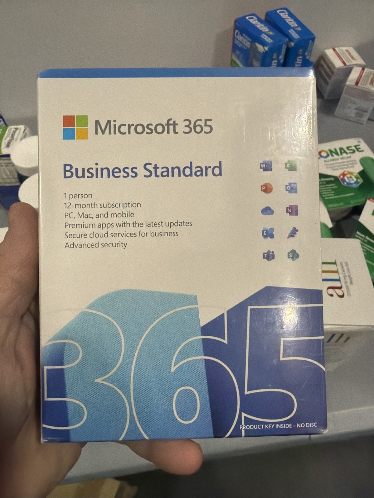 Microsoft 365 Business Standard 1-Year Subscription 1-free mS wiireless Mouse