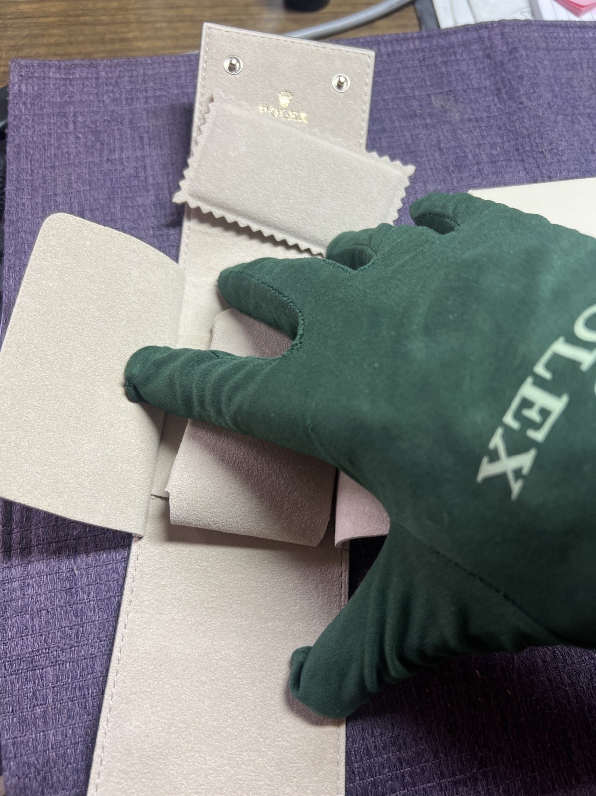 Rolex taupe leather travel pouch.New sealed In Box. Dealer New version Gift 🎁