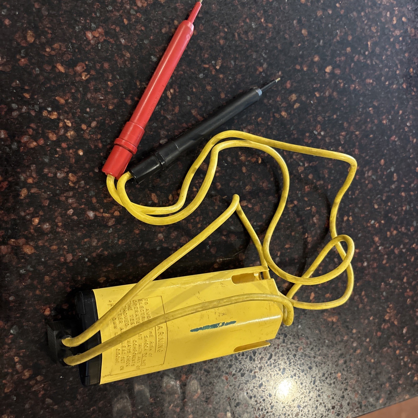 Ideal Vol-Con 61-076 AC/DC Voltage Tester 120V-600V.