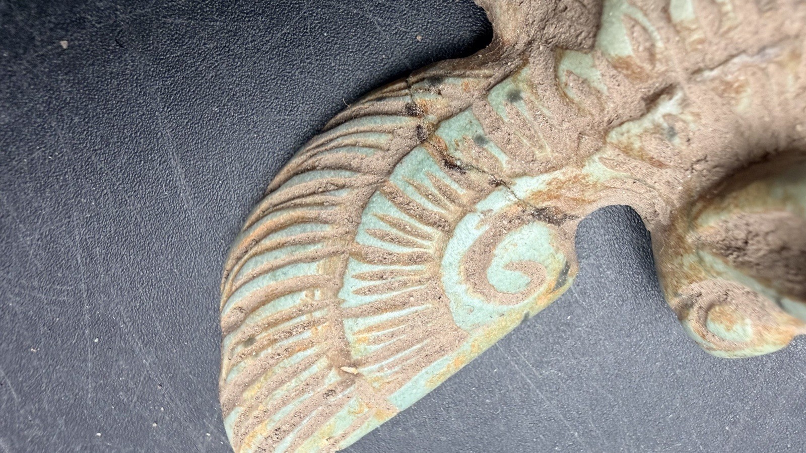 Blue Calcite Tula Hidalgo PreColumbian Eagle Aliencarvings Ojuelos