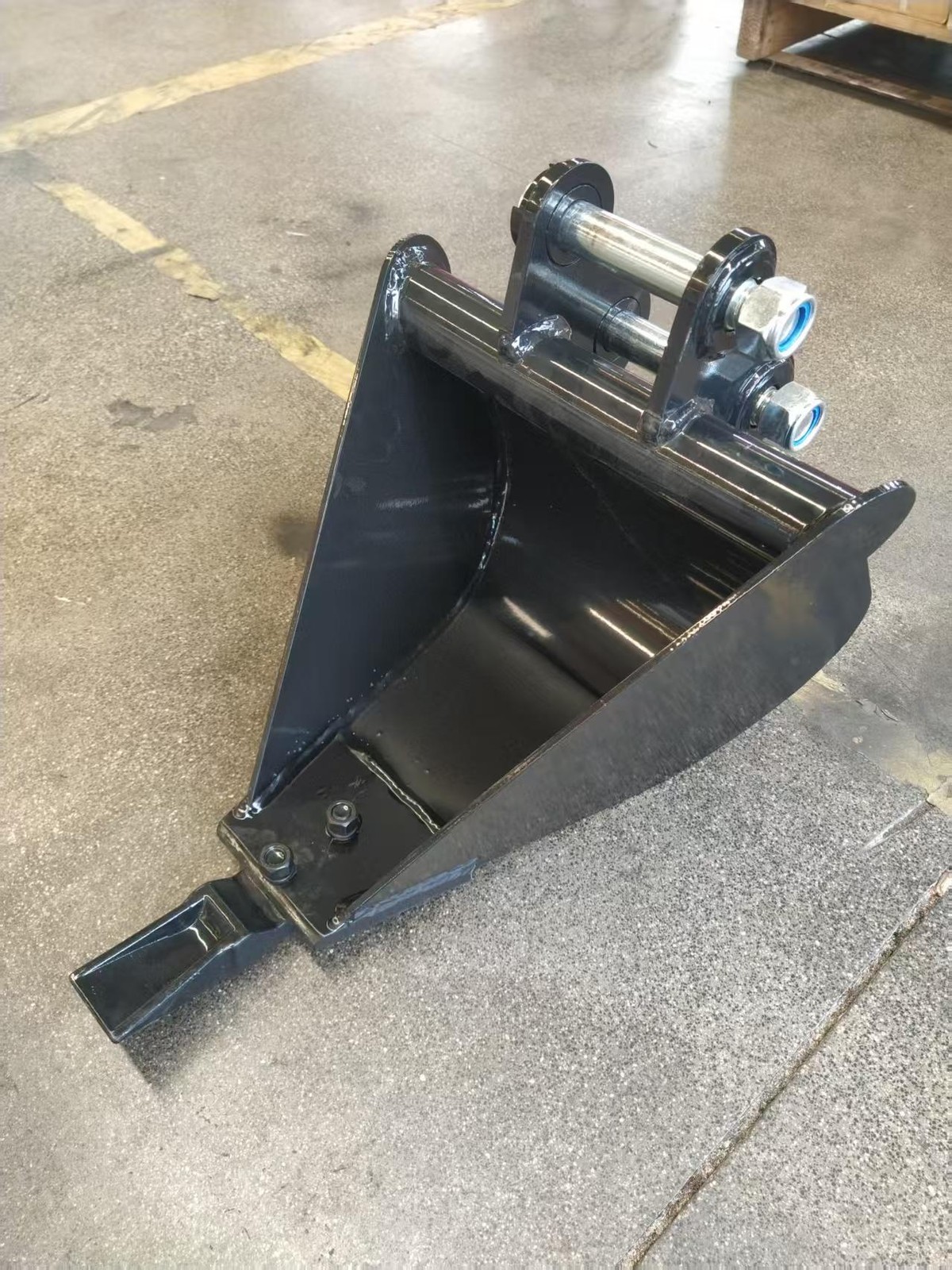 Trapezoid Narrow Bucket Attachments For 1-2 Ton Mini Excavators Digger