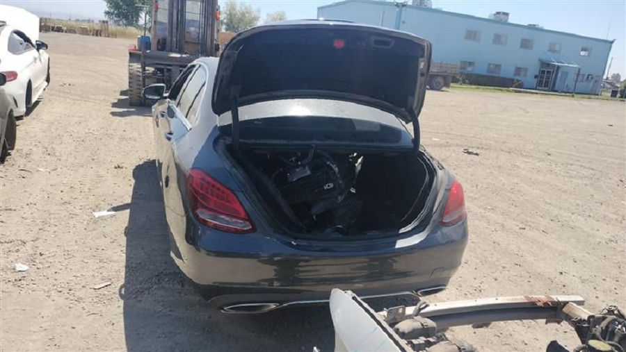 2015-2023 Mercedes C-Class Driver Left Front Spindle Knuckle OEM